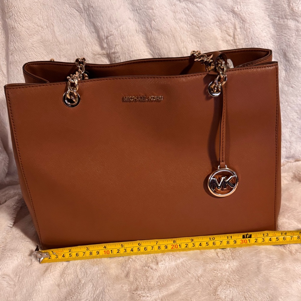 Michael Kors Susannah Leather Tote in Luggage with Gold Accents - Picture 3 of 12